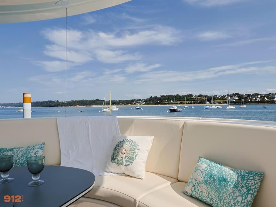 Anthenea Suite Hoteliere Flottante Perros-Guirec Exteriör bild