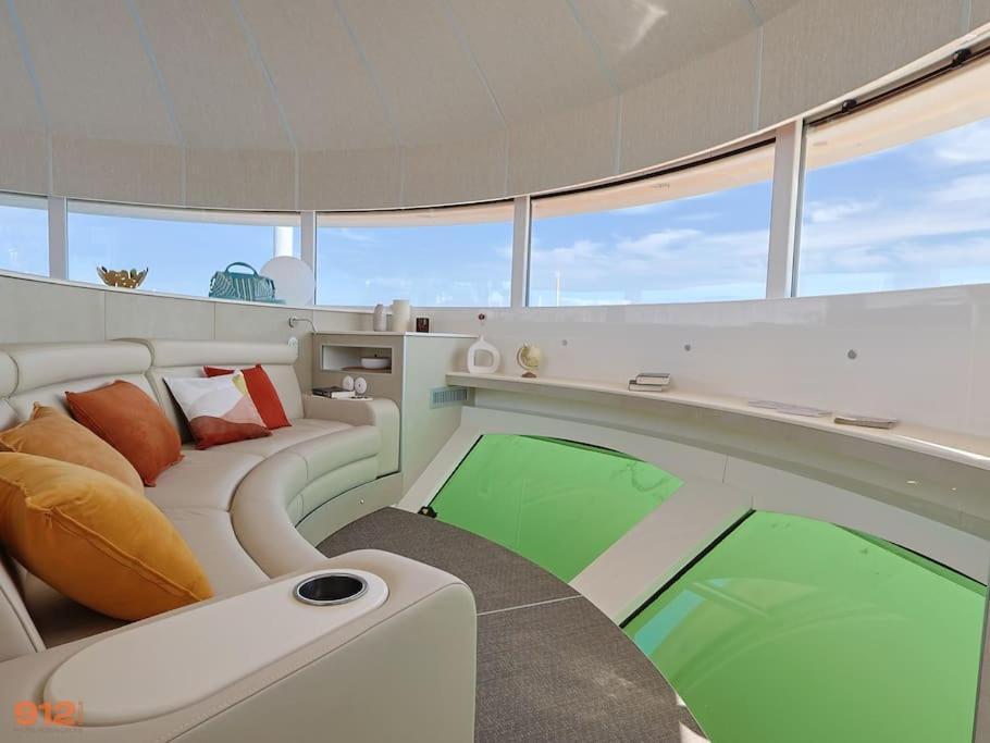 Anthenea Suite Hoteliere Flottante Perros-Guirec Exteriör bild