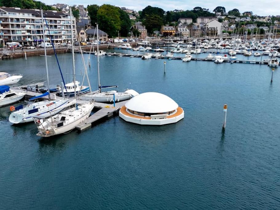 Anthenea Suite Hoteliere Flottante Perros-Guirec Exteriör bild